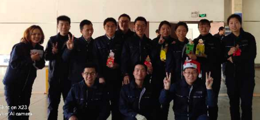 公司举办“迎元旦，送平安”活动