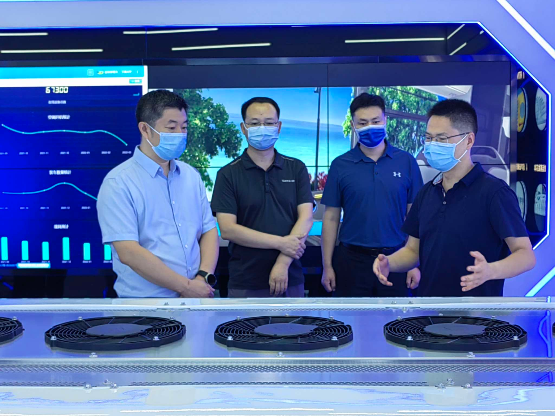 河南省科技厅能源交通处李明凤处长莅临科林空调参观指导